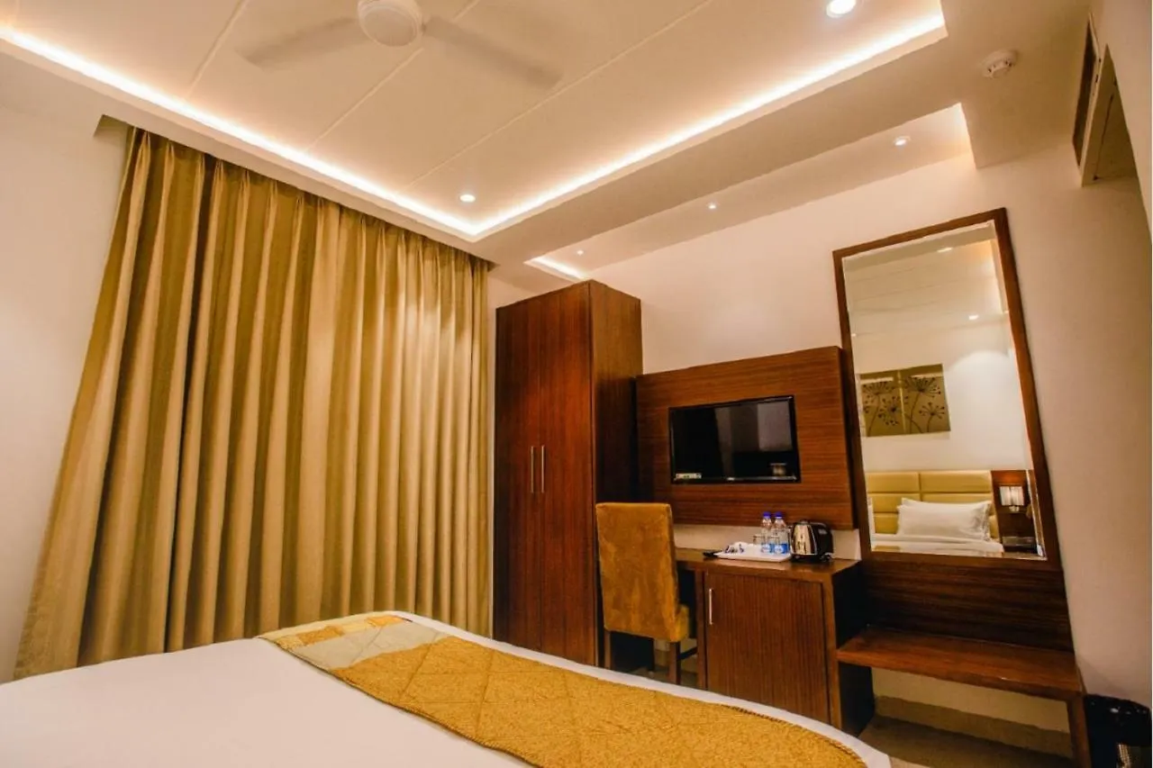Hotel Ten Square, India Agra