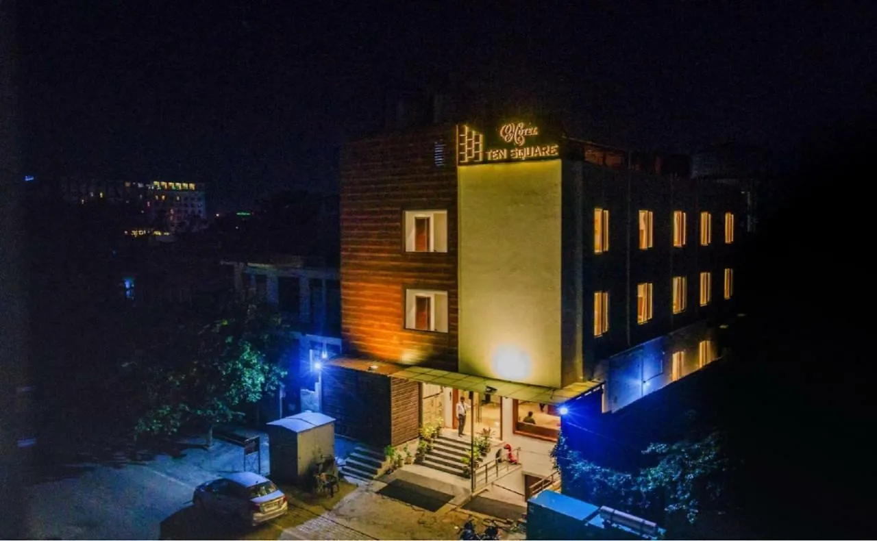 אגרה Hotel Ten Square, India