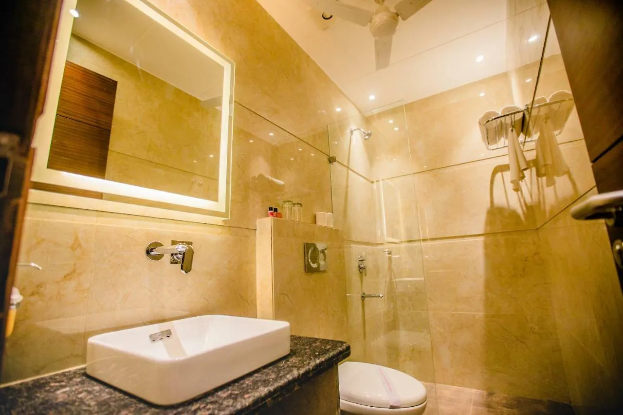 אגרה Hotel Ten Square, India